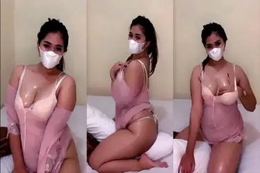 Bokep Indo Miss Zaraa Pamer Goyangan Pantat Jumbo